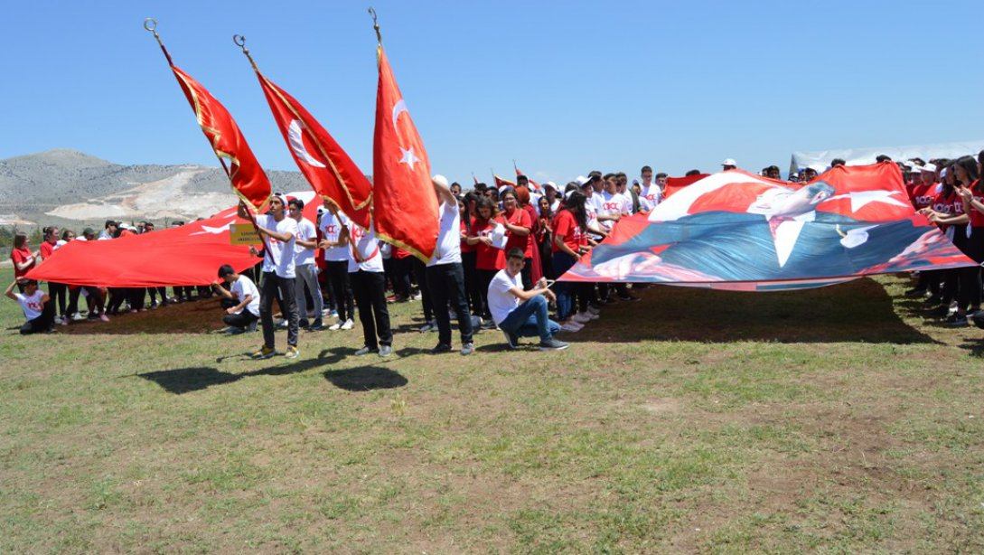 19 Mayıs Atatürk'ü Anma Gençlik ve Spor Bayramı Coşkuyla kutlandı. 